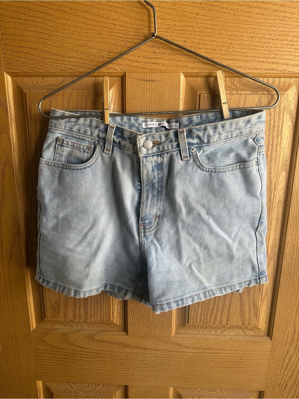 Tommy Hilfiger Light Wash Denim High-Rise Women's Shorts
